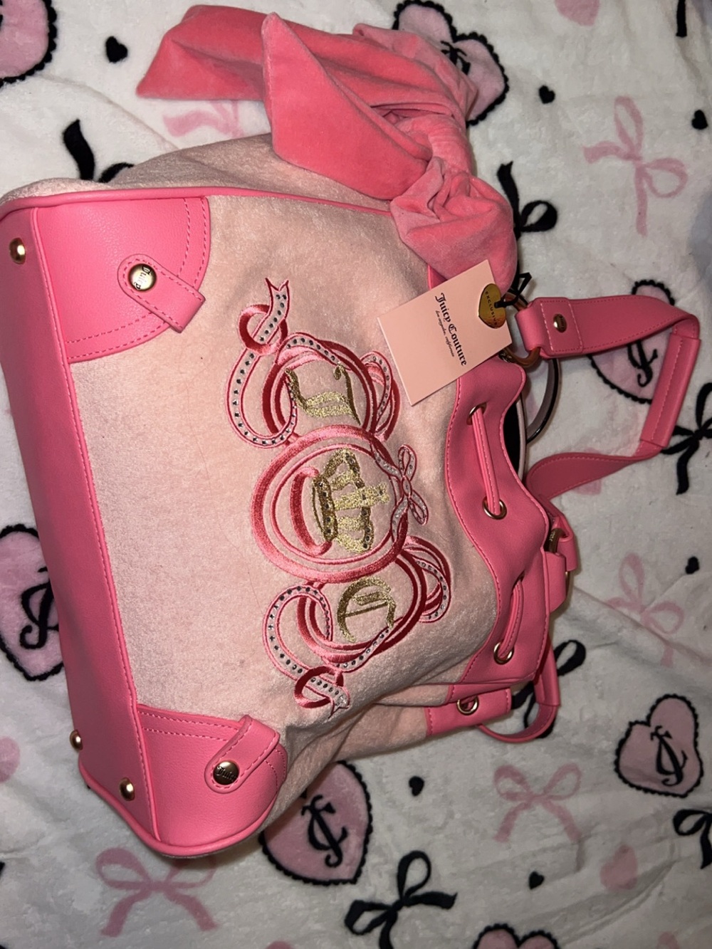 Juicy Couture Pink Velvet Embroidered Shoulder Bag daydreamer